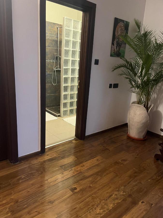 Florances Rest House 奈洛比 外观 照片