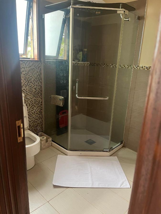 Florances Rest House 奈洛比 外观 照片