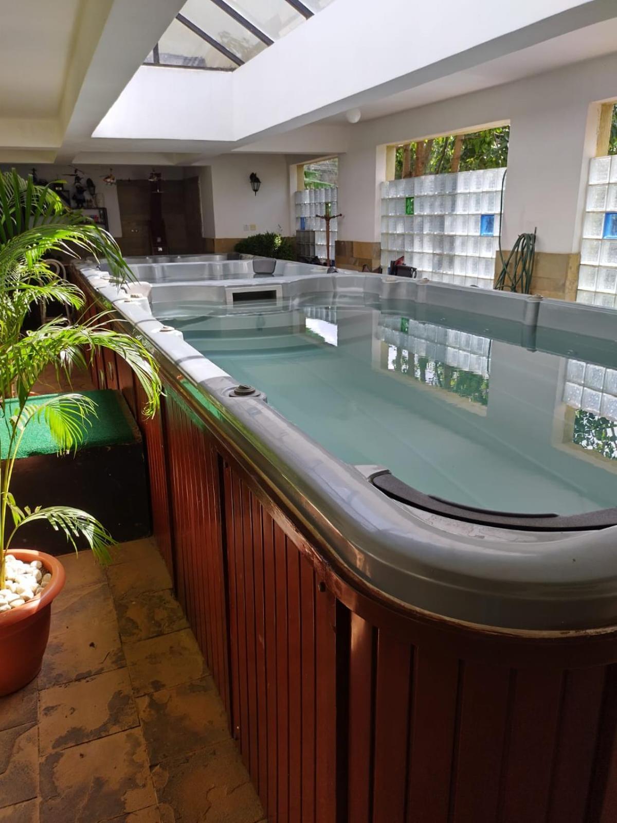 Florances Rest House 奈洛比 外观 照片