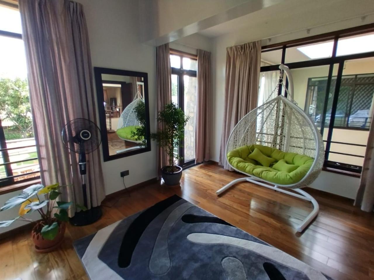 Florances Rest House 奈洛比 外观 照片