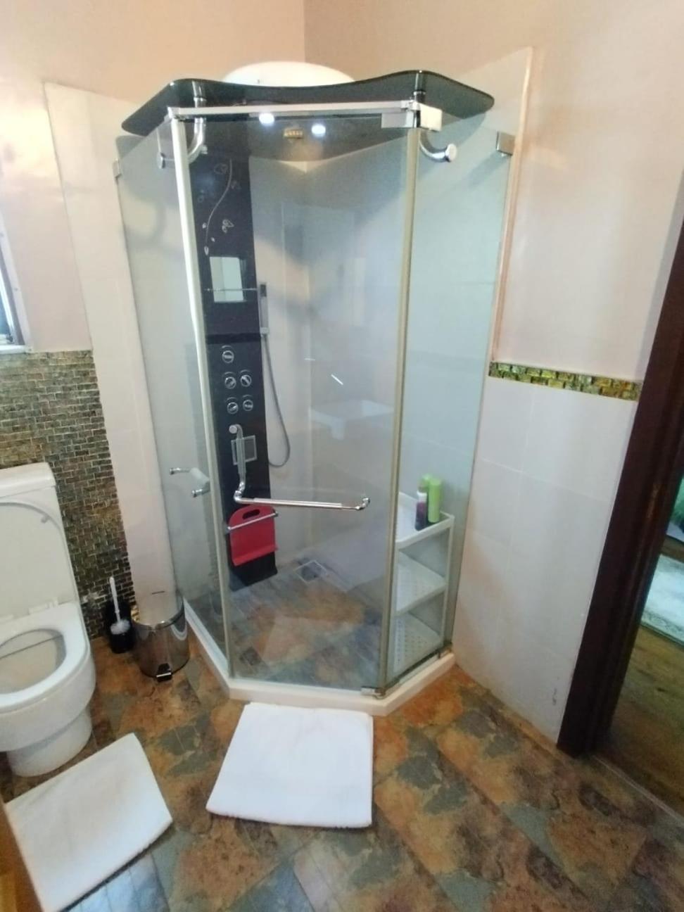 Florances Rest House 奈洛比 外观 照片